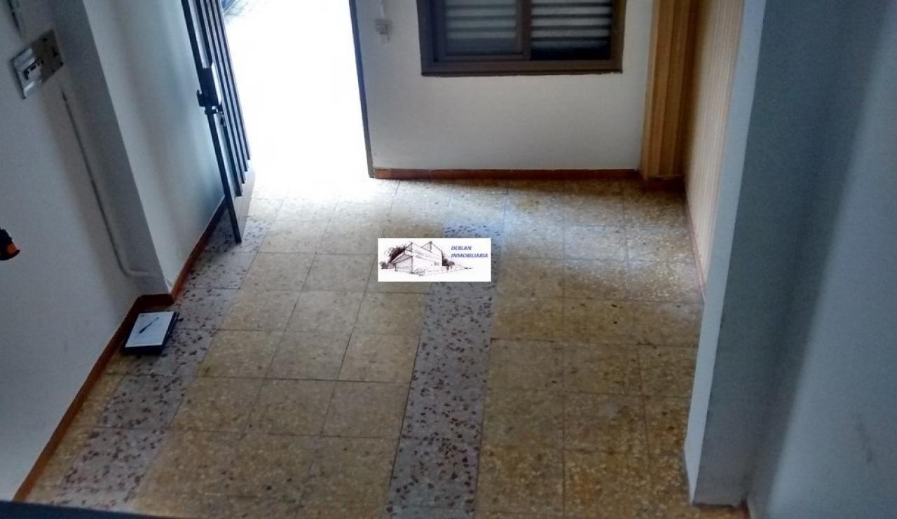 165355587800021460_16529476909 SE ALQUILA LOCAL COMERCIAL/OFICINAS EN CANGAS