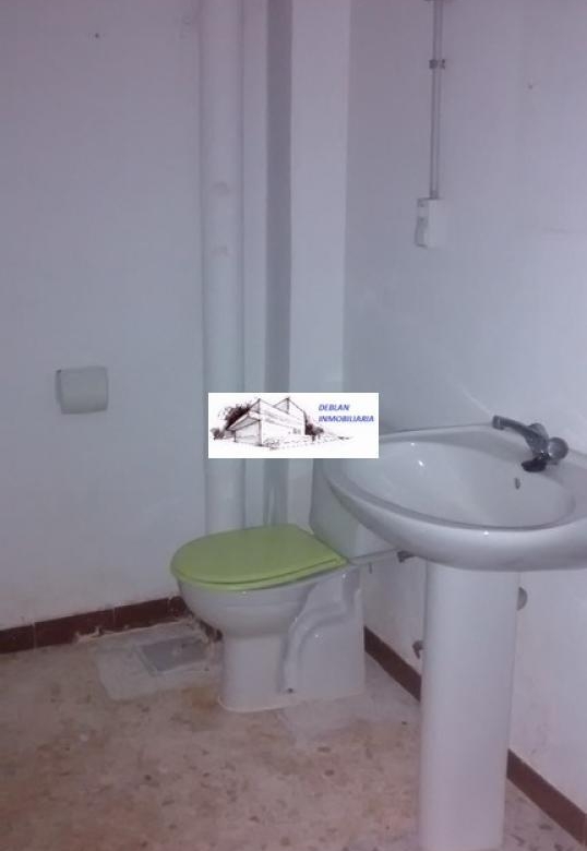 SE ALQUILA LOCAL COMERCIAL/OFICINAS EN CANGAS