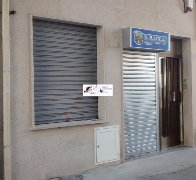 SE ALQUILA LOCAL COMERCIAL/OFICINAS EN CANGAS