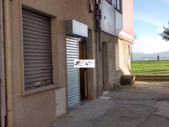 SE ALQUILA LOCAL COMERCIAL/OFICINAS EN CANGAS