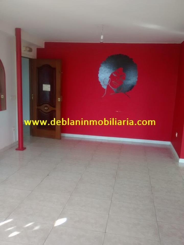 165355593700021465_16529499924 SE ALQUILA LOCAL CENTRICO Y EXTERIOR EN CANGAS