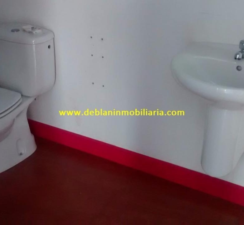 SE ALQUILA LOCAL COMERCIAL EN CANGAS