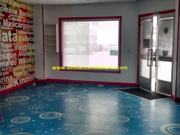 SE ALQUILA LOCAL COMERCIAL EN CANGAS