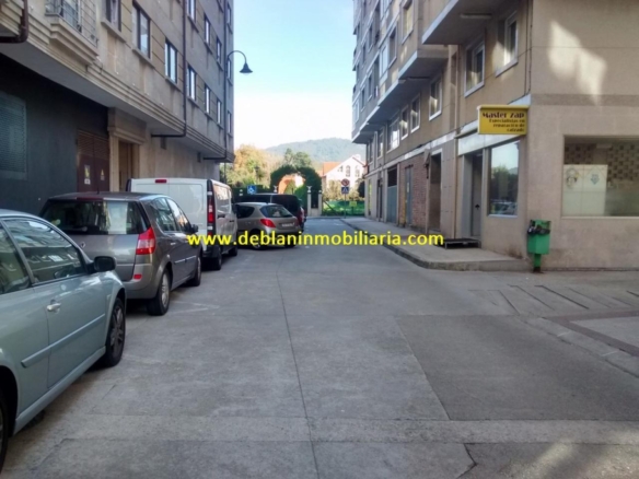 SE ALQUILA LOCAL LOBREGO EN CANGAS