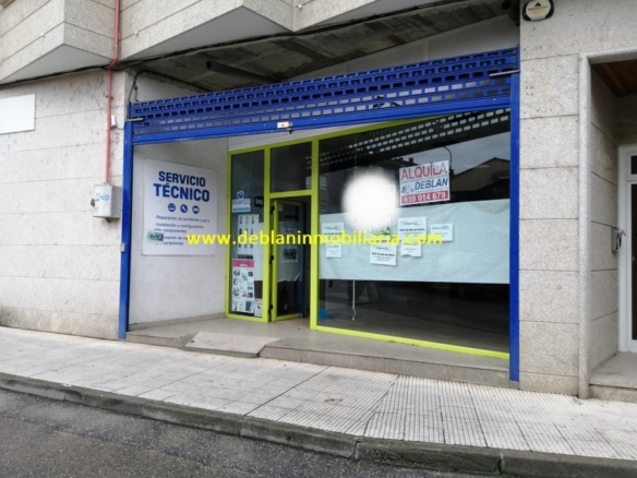 SE ALQUILA AMPLIO LOCAL COMERCIAL EN TUI