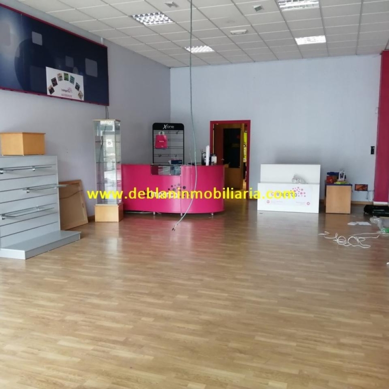 SE ALQUILA AMPLIO LOCAL COMERCIAL EN TUI