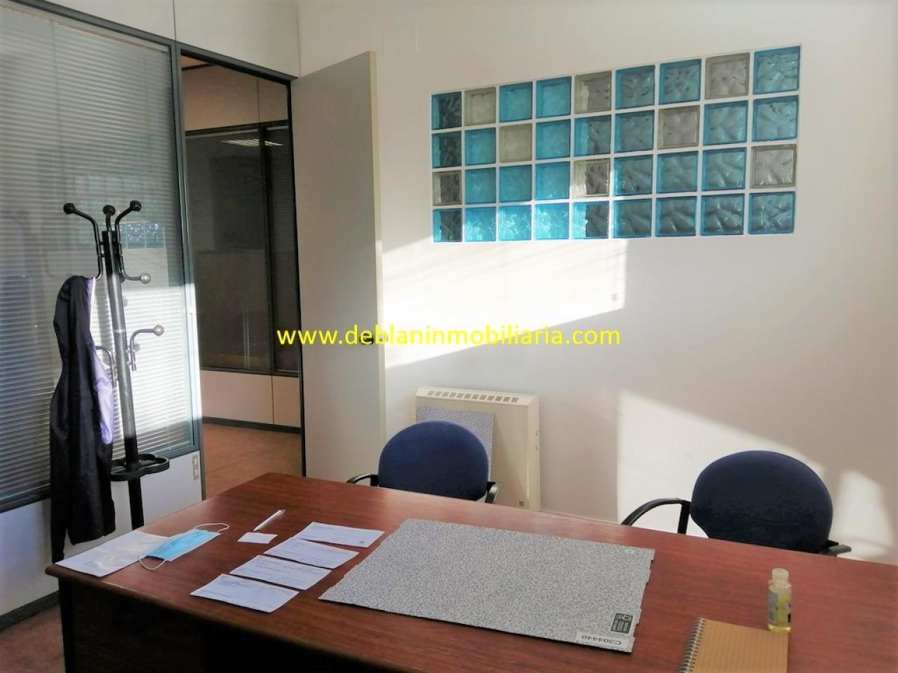 SE ALQUILA DESPACHOS AMUEBLADOS EN GOIAN (TOMIÑO)