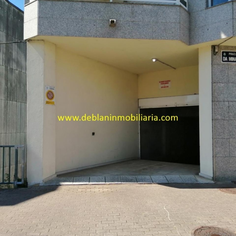 SE VENDEN PLAZAS DE GARAJE Y TRASTEROS EN EL CENTRO DE TOMIÑO