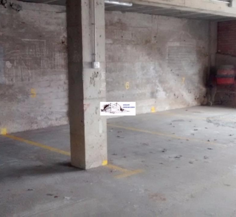 SE ALQUILAN PLAZAS DE GARAJE EN CANGAS