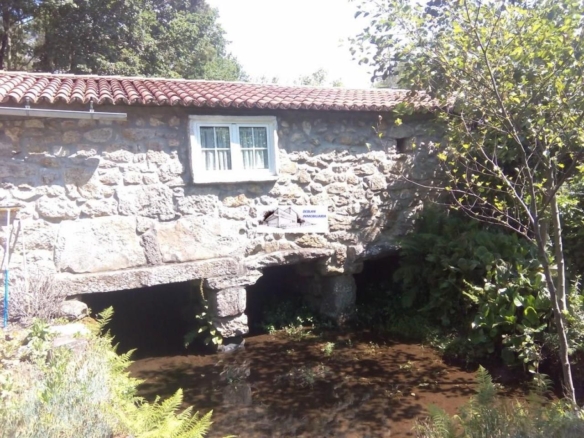 SE VENDE FINCA MOLINO DEL CENTENO DE 17.700 M2 CON MOLINO HABILITADO COMO VIVIENDA