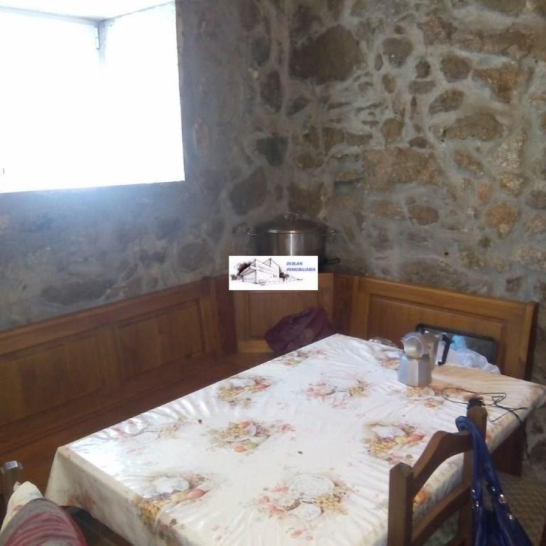 SE VENDE FINCA MOLINO DEL CENTENO DE 17.700 M2 CON MOLINO HABILITADO COMO VIVIENDA
