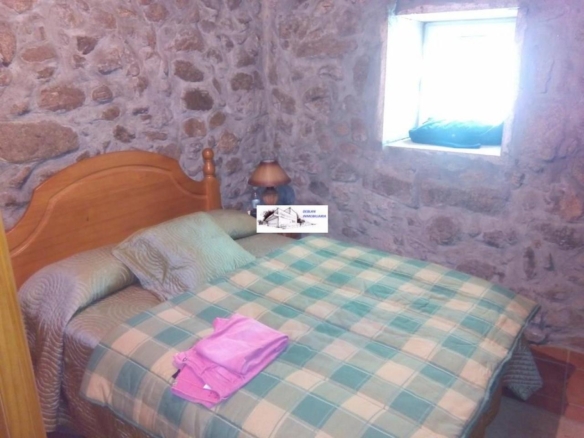 SE VENDE FINCA MOLINO DEL CENTENO DE 17.700 M2 CON MOLINO HABILITADO COMO VIVIENDA