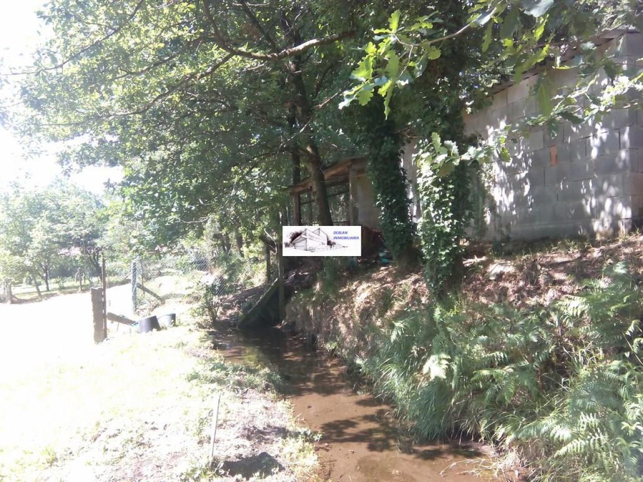 SE VENDE FINCA MOLINO DEL CENTENO DE 17.700 M2 CON MOLINO HABILITADO COMO VIVIENDA