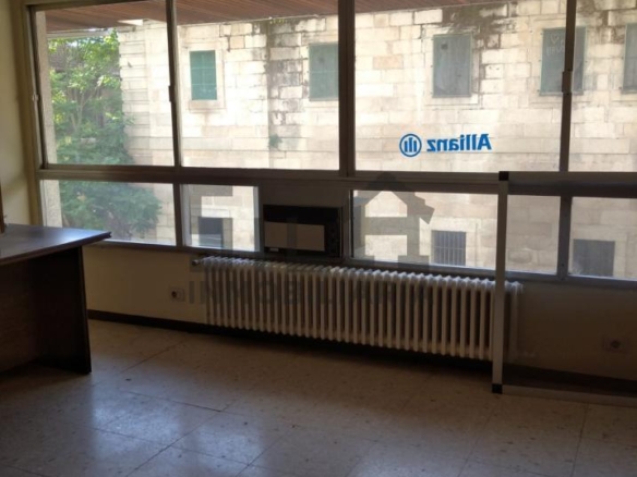 ALQUILER Y VENTA DE OFICINAS EN ZONA POSÍO