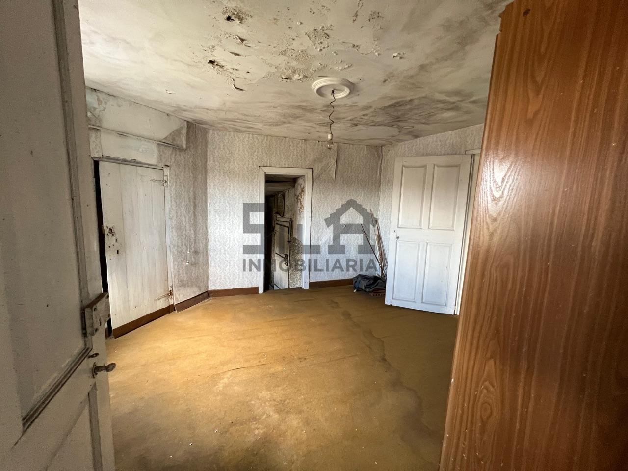 165461996000029488_16533235515 VENTA CASA EN GUSTEI
