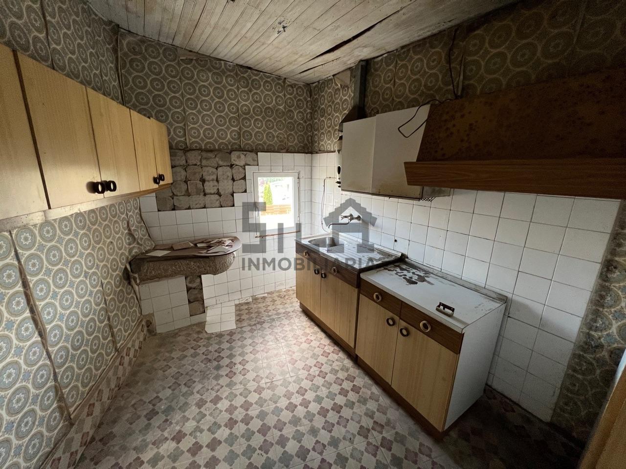 165461996100029488_16533235524 VENTA CASA EN GUSTEI