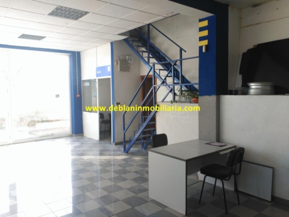 SE ALQUILA LOCAL COMERCIAL DE 200 M2