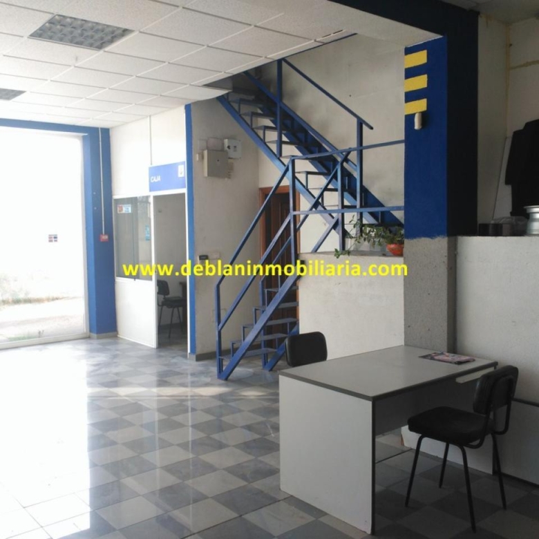 SE ALQUILA LOCAL COMERCIAL DE 200 M2