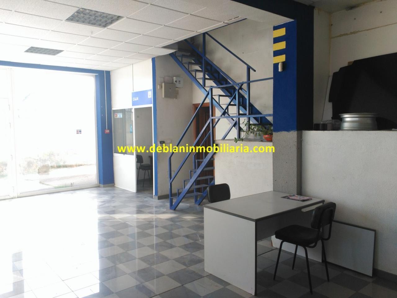 SE ALQUILA LOCAL COMERCIAL DE 200 M2