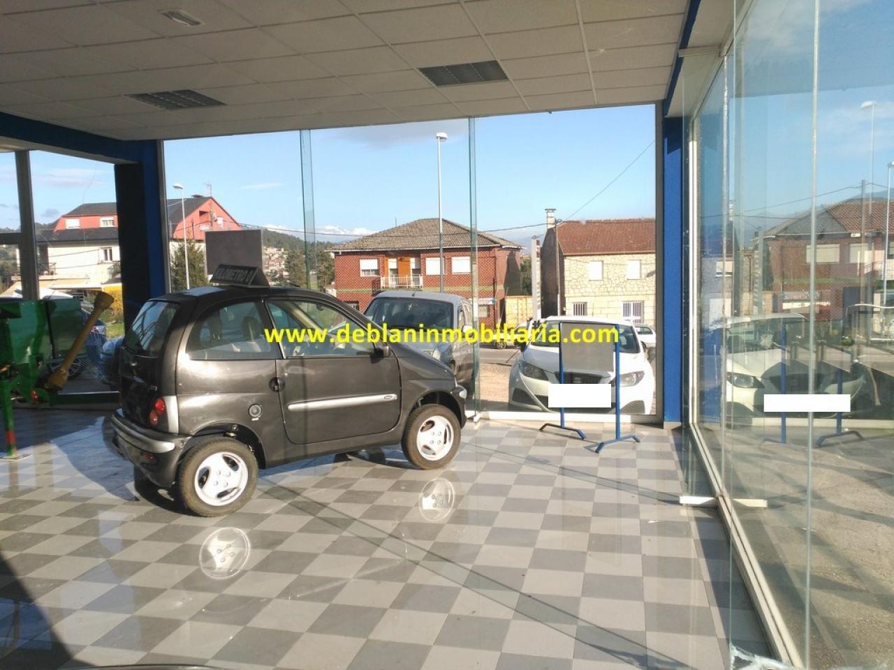 SE ALQUILA LOCAL COMERCIAL DE 200 M2