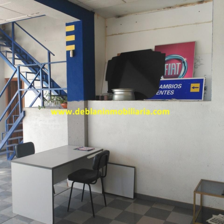 SE ALQUILA LOCAL COMERCIAL DE 200 M2