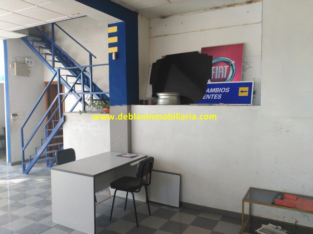 SE ALQUILA LOCAL COMERCIAL DE 200 M2