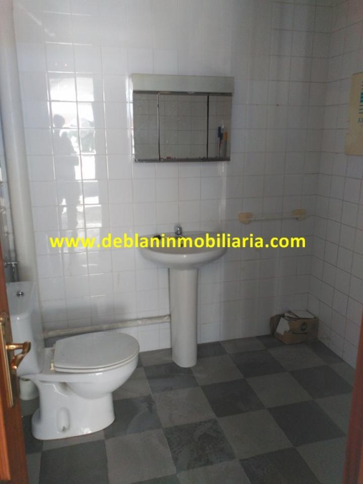 SE ALQUILA LOCAL COMERCIAL DE 200 M2