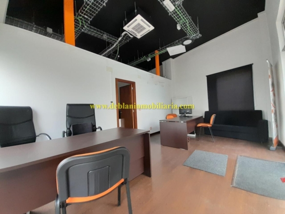 SE ALQUILA LOCAL COMERCIAL ACONDICIONADO EN TUI