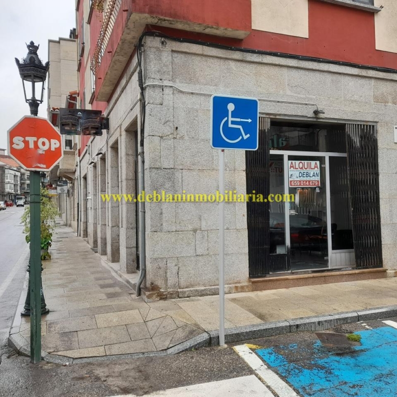 SE ALQUILA LOCAL COMERCIAL ACONDICIONADO EN TUI