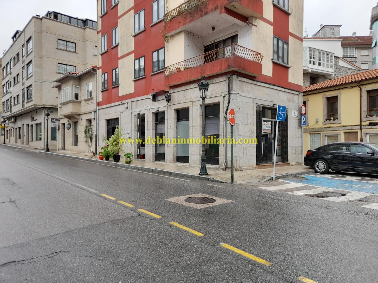 SE ALQUILA LOCAL COMERCIAL ACONDICIONADO EN TUI