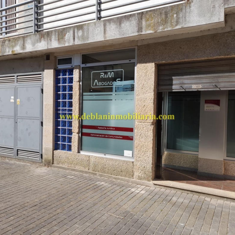 SE ALQUILA OFICINA AMUEBLADA Y ACONDICIONADA EN TUI