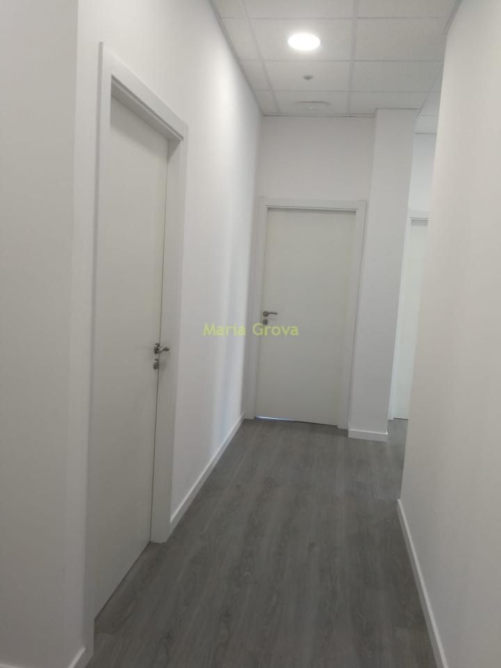 166006764800021839_166006710158 Oficina en Mos