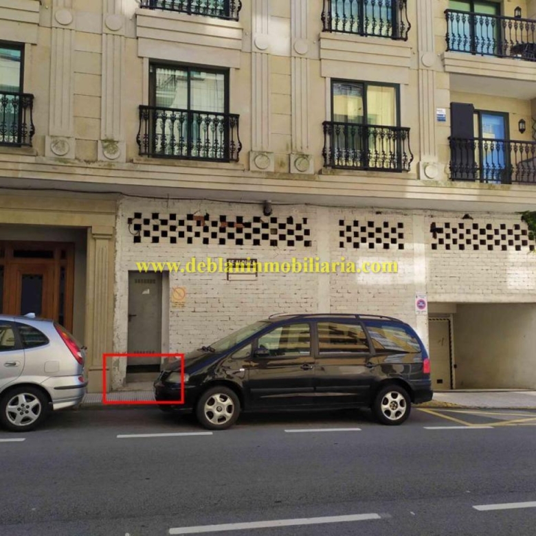 LOCAL COMERCIAL  EN CALLE COLON