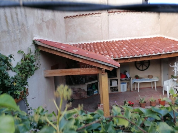 GARAJE-ESTANCIA EN VENTA EN PITIEGUA. REF G4021