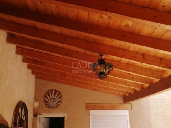 GARAJE-ESTANCIA EN VENTA EN PITIEGUA. REF G4021