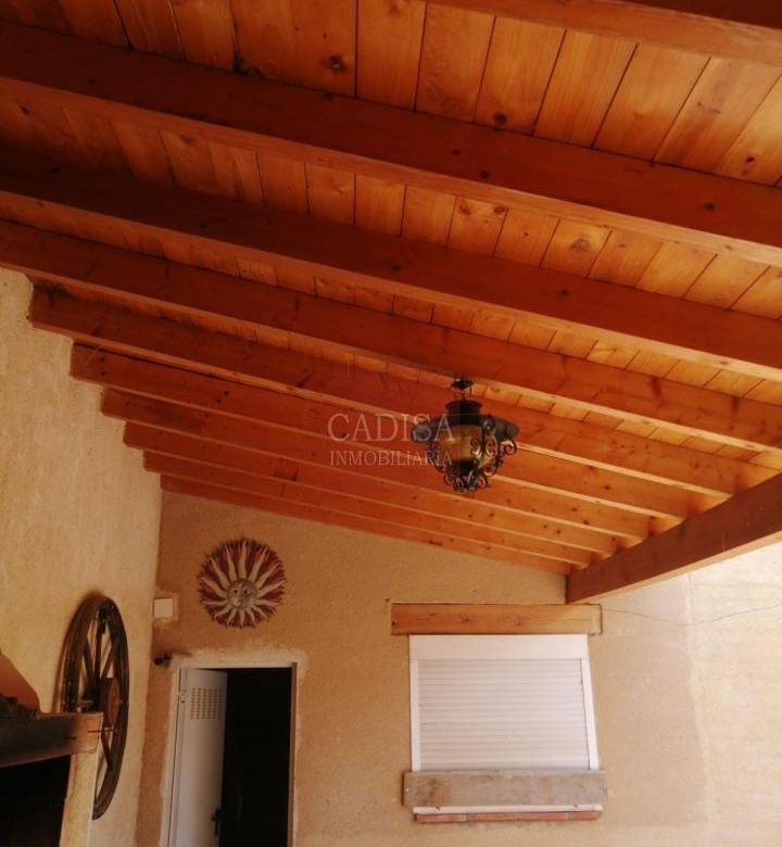 GARAJE-ESTANCIA EN VENTA EN PITIEGUA. REF G4021