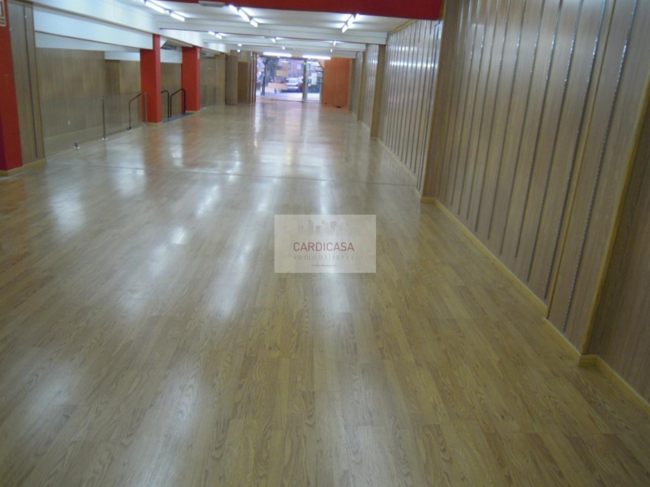 166263652900021972_165655243391 Local comercial en alquiler en Zona Praza España-Casablanca