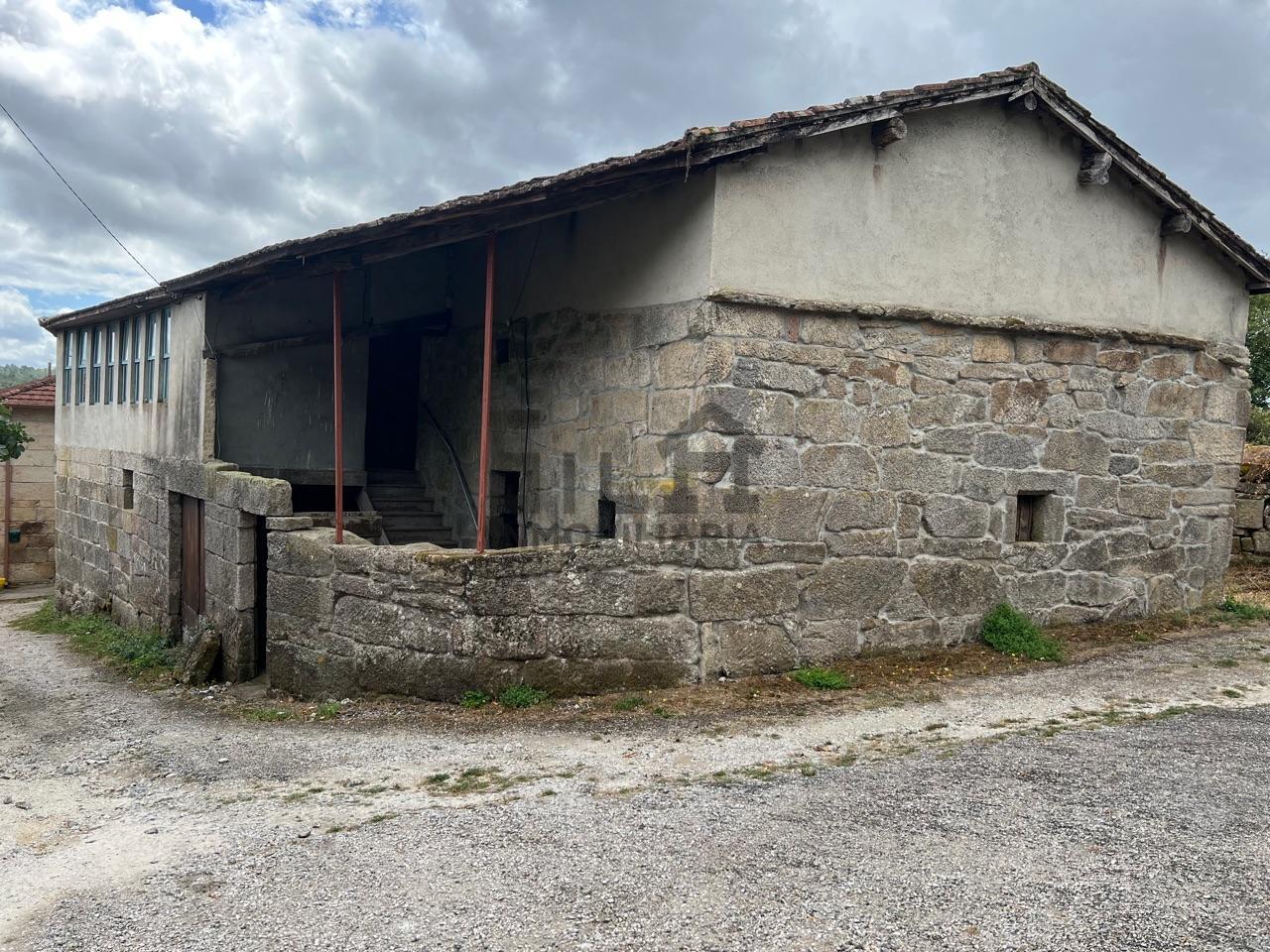 VENTA CASA EN AMOEIRO