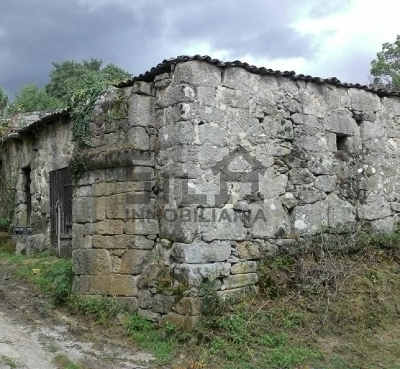 VENTA CASA EN AMOEIRO