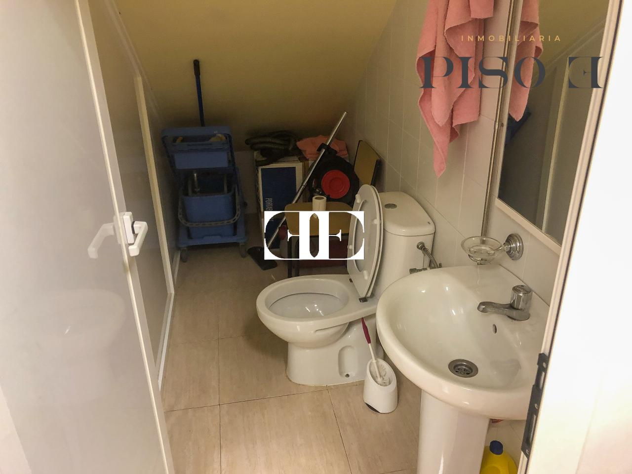Local Comercial totalmente acondicionado, zona Berbés.