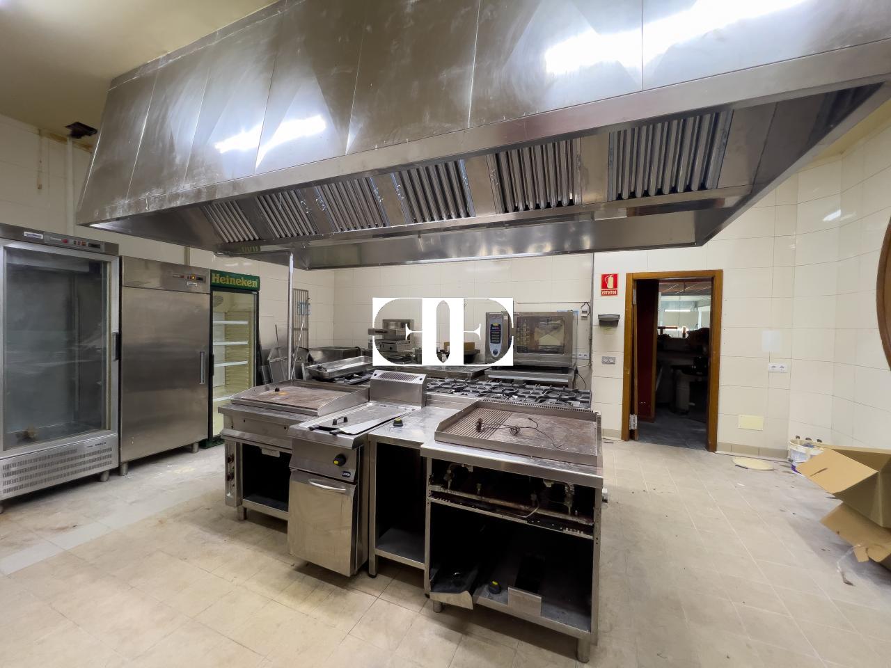 166677081000021828_165996020572 Local Poligono Industrial A granxa, Porriño. Ideal Restaurante.