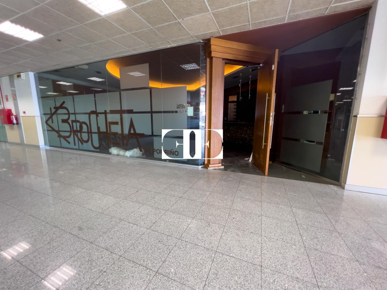 166677081900021828_165996019454 Local Poligono Industrial A granxa, Porriño. Ideal Restaurante.