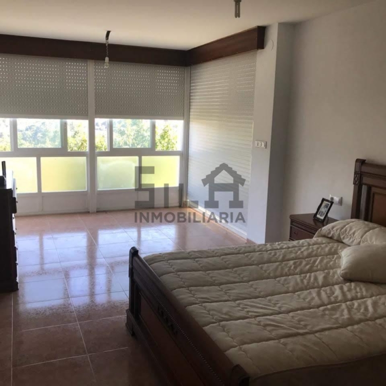SE VENDE CASA EN CASTADÓN