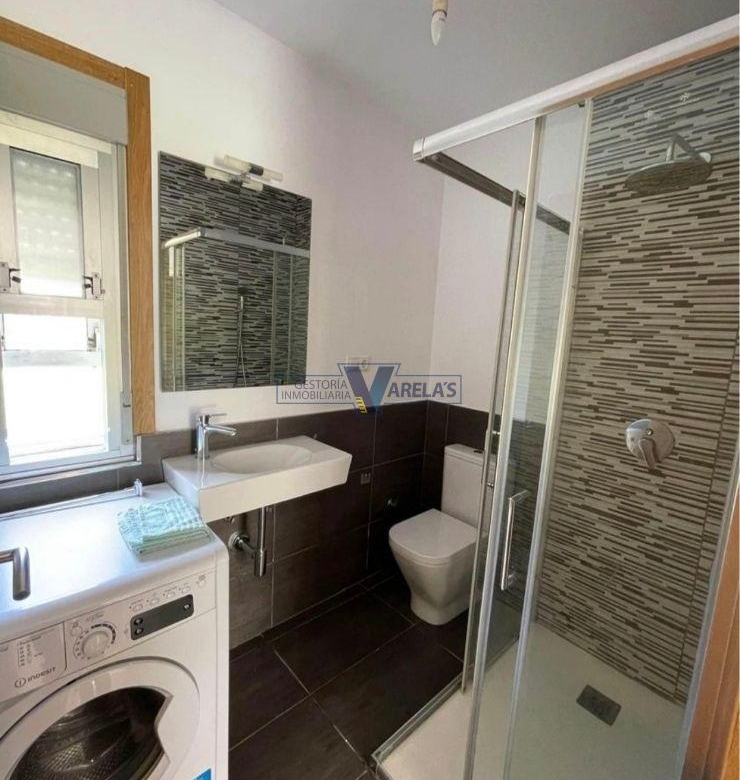 Casa dentro de la ciudad de Ourense con terreno de 650 metros cuadrados