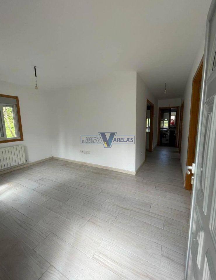 166879885900031507_166859221196 Casa dentro de la ciudad de Ourense con terreno de 650 metros cuadrados