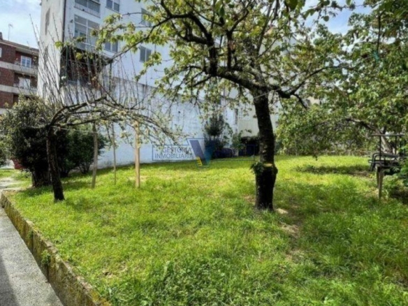 Casa inpediente en el centro