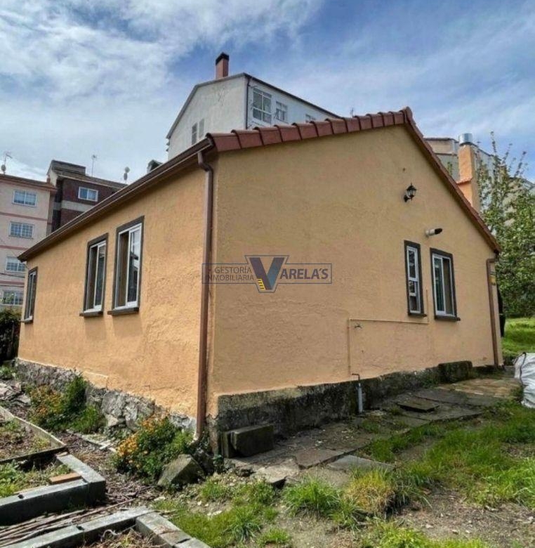 Casa inpediente en el centro