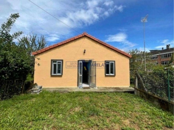 Casa inpediente en el centro