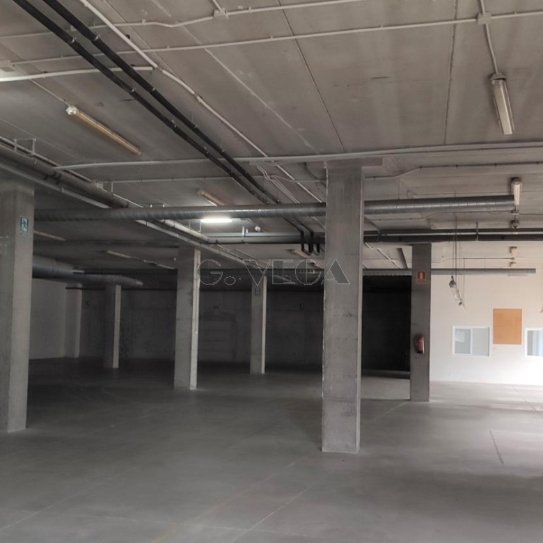 Nave en Parque Tecnológico y Logístico de Vigo (PTL Vigo) de Valladares. Dos plantas.