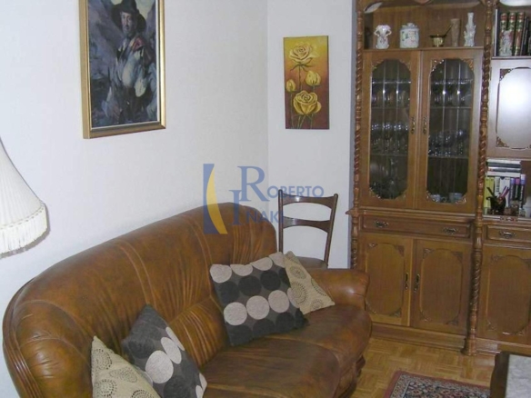 VENTA PISO SEMIAMUEBLADO